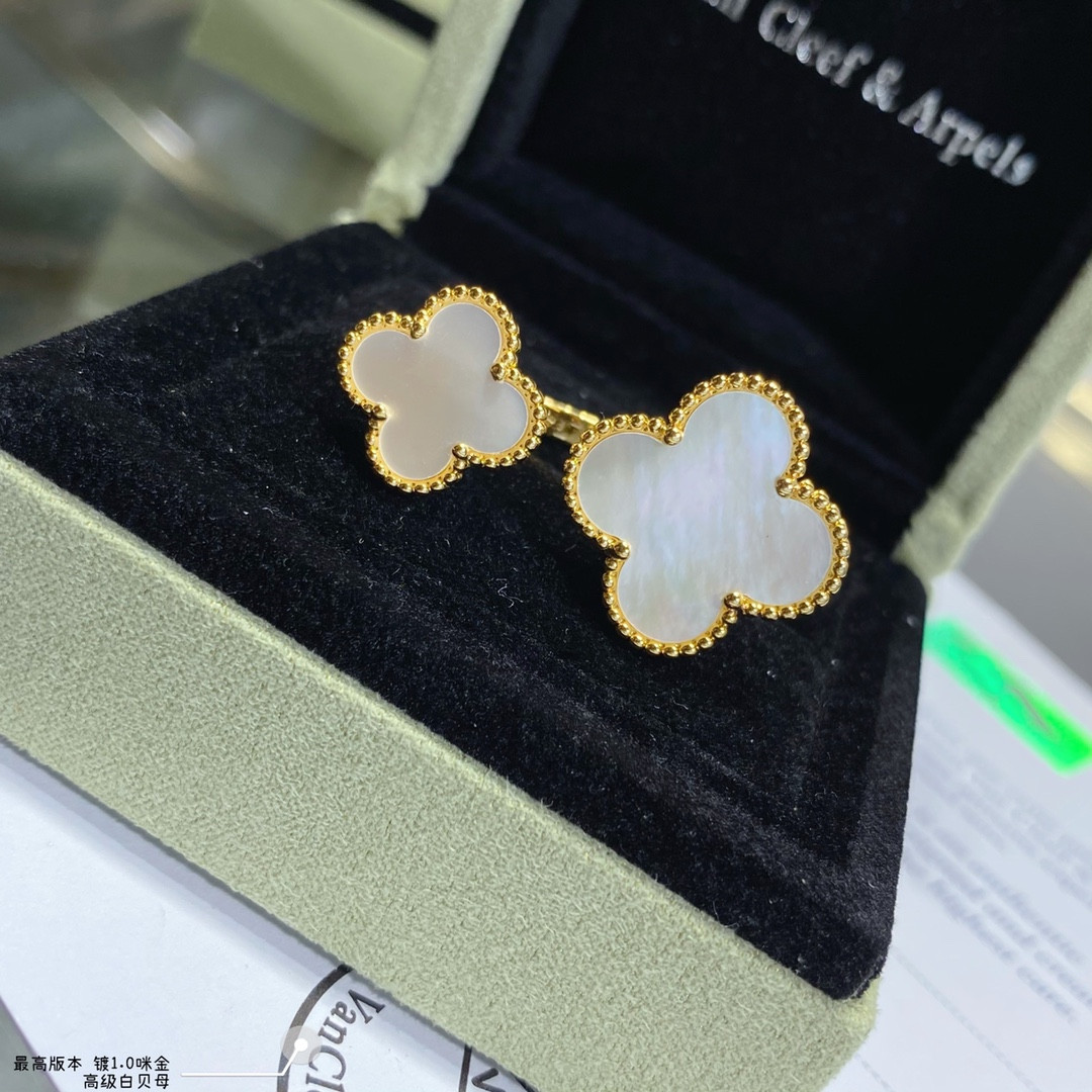 v*n cl*f & arpels four-leaf clover preM1vm white fritillary opening ring