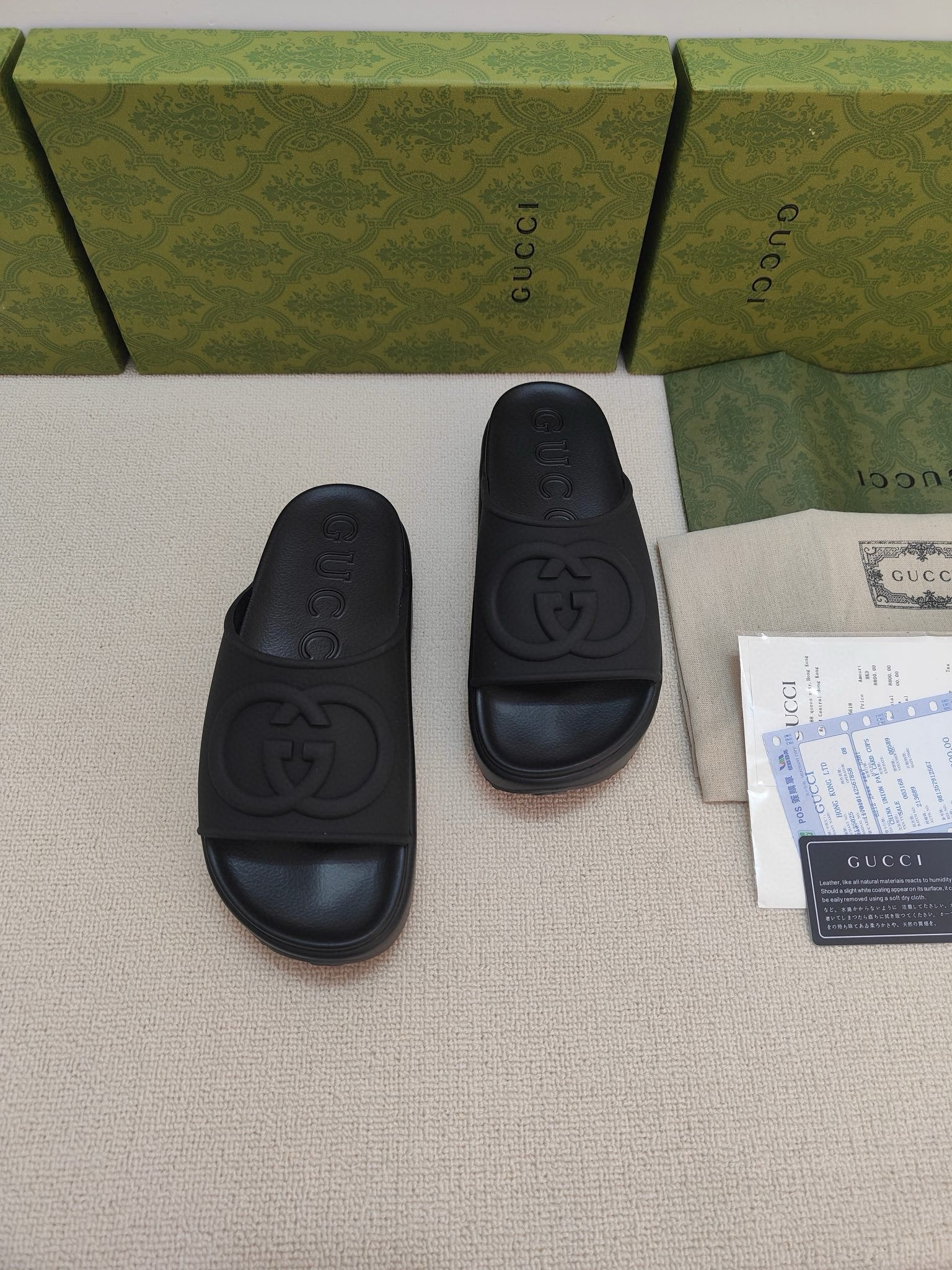 ua G*u*i gg slide sandal
